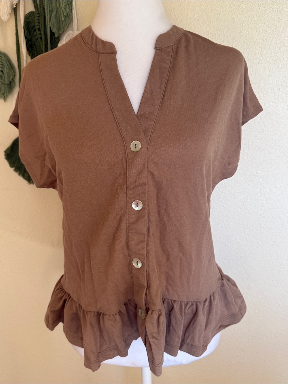 Harlow Chocolate Brown Short-Sleeve Button Front Peplum Top